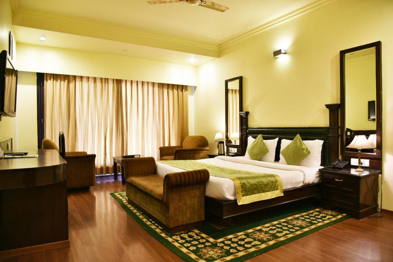 Indraprastha Resort Dalhousie Ngoại thất bức ảnh