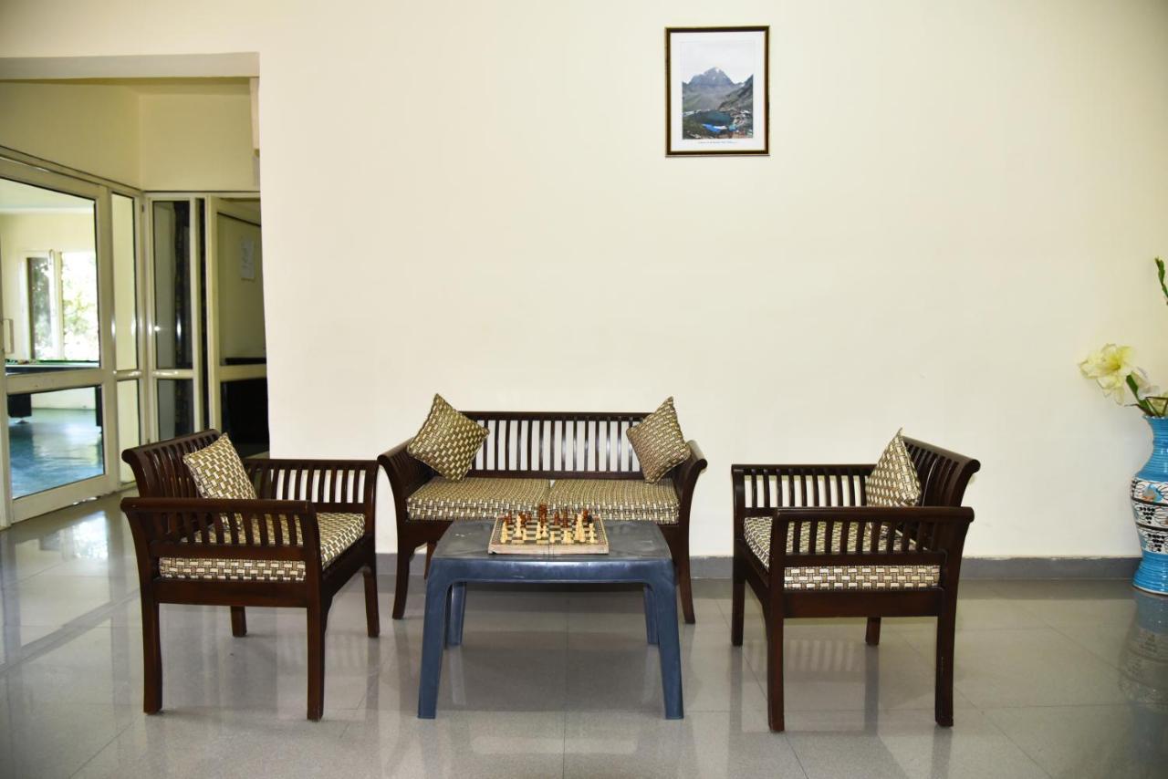 Indraprastha Resort Dalhousie Ngoại thất bức ảnh